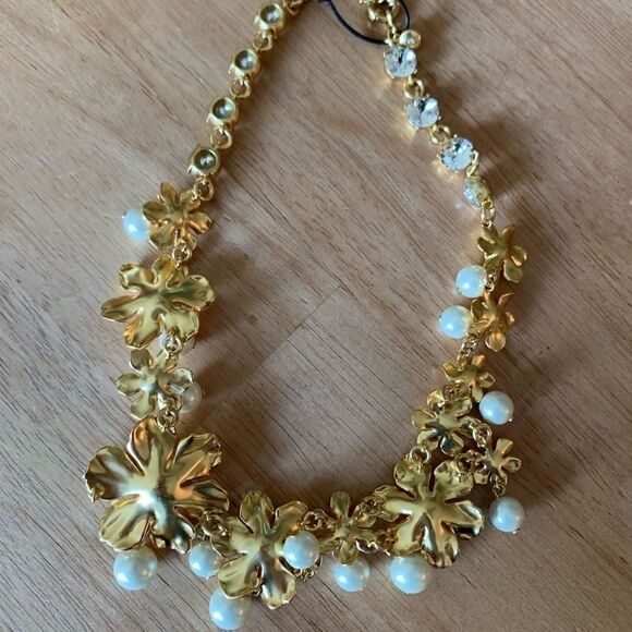 J Crew Pearl and crystal floral statement necklace - Picture 7 of 7